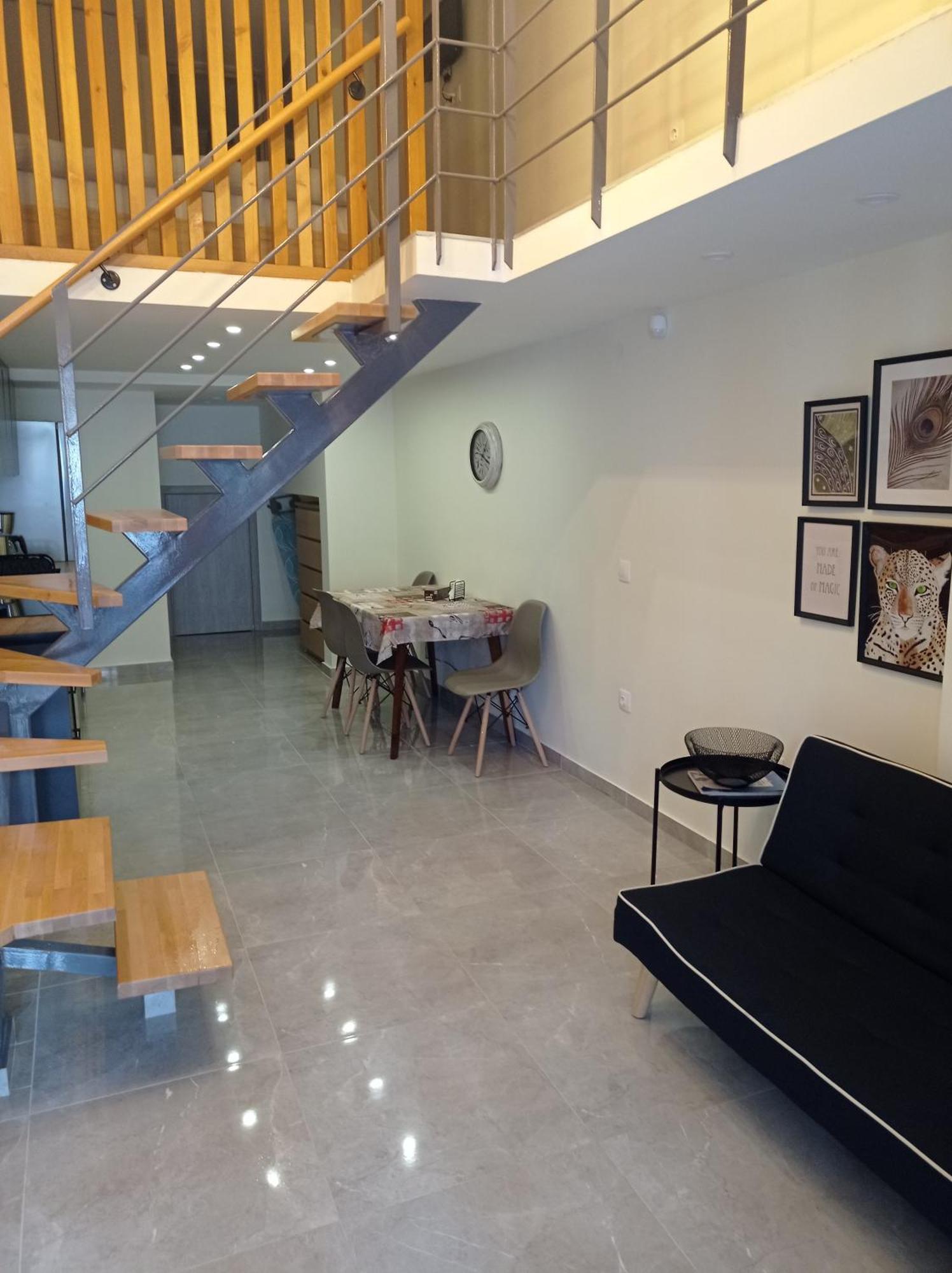 Minimal Two-Floor Apartment Thessaloniki Exterior photo