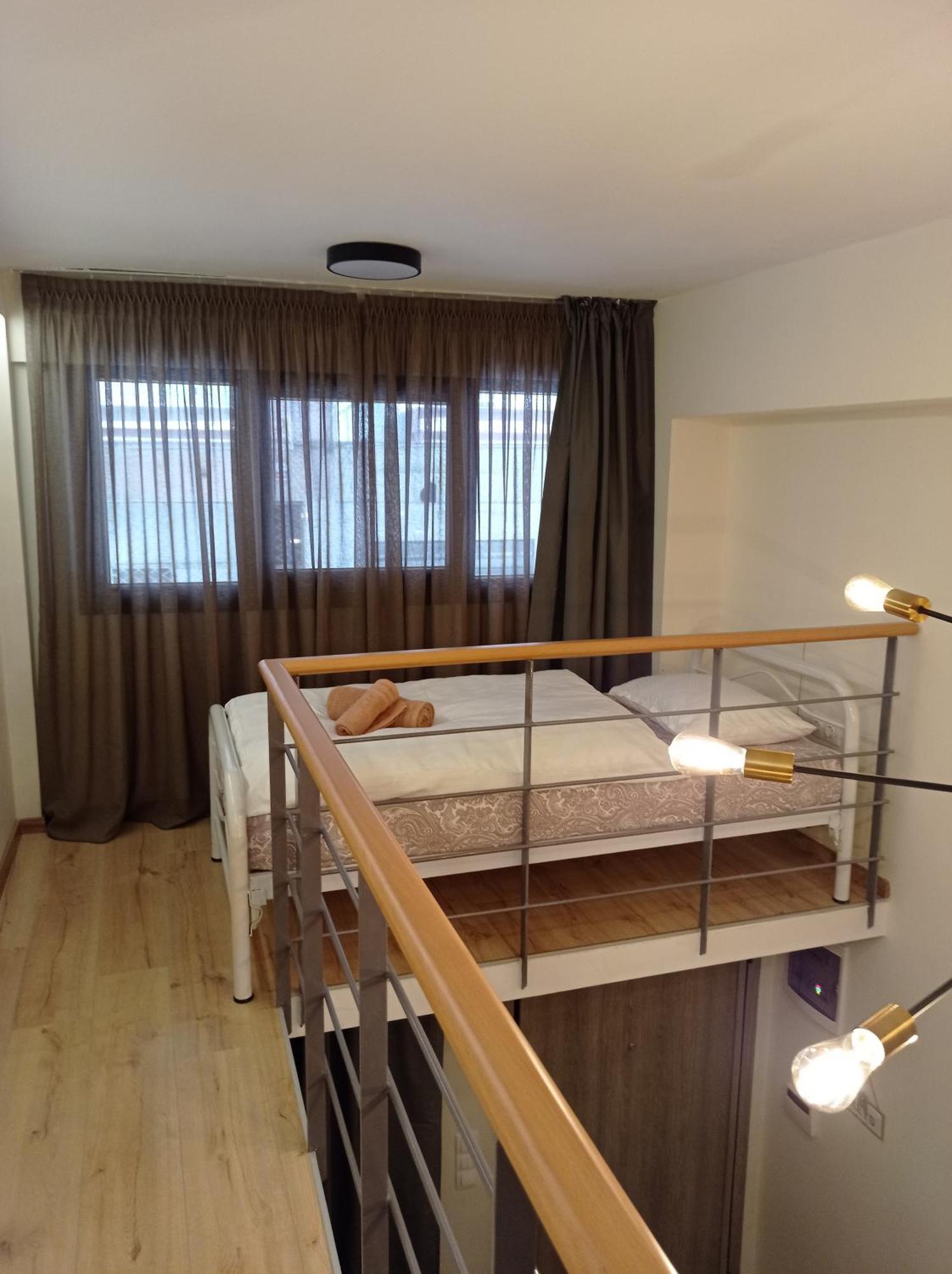 Minimal Two-Floor Apartment Thessaloniki Exterior photo