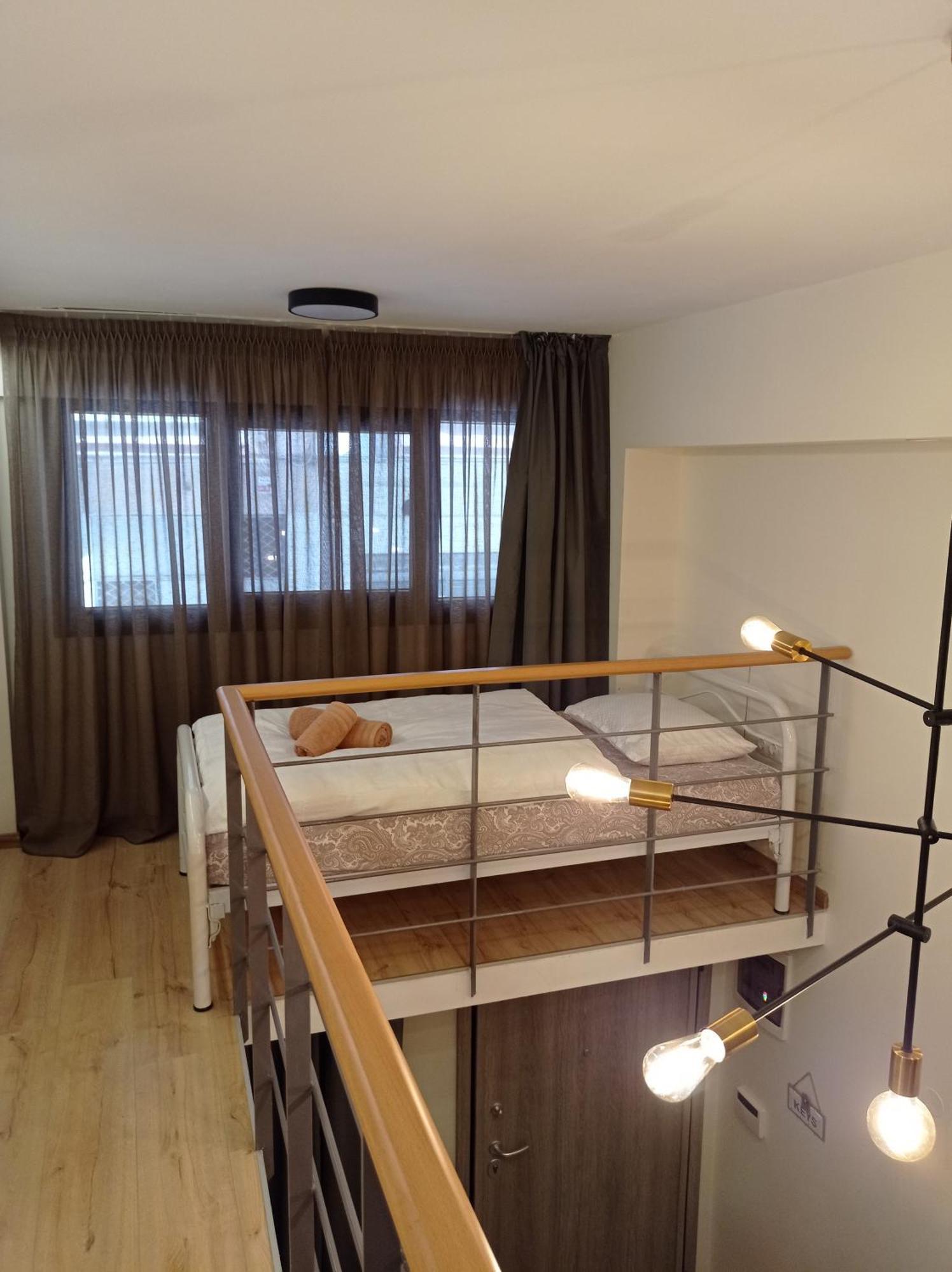 Minimal Two-Floor Apartment Thessaloniki Exterior photo